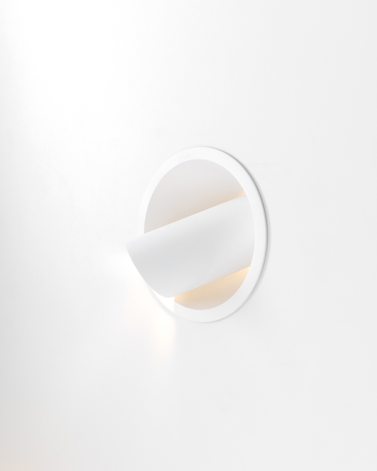 White adjustable ceiling light Hollow