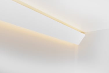 White ceiling corner lighting