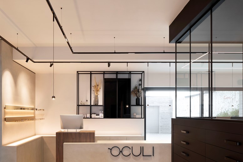 Optiek Oculi, Bree